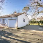 Petite Maison A La Campagne Дом отдыха *
