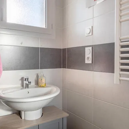 Petite Maison à La Campagne Hébergement de vacances Saint-Georges-de-Pointindoux