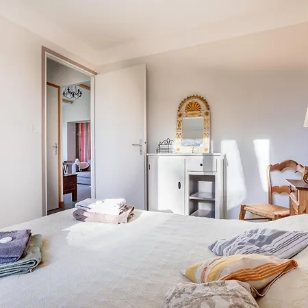 Petite Maison A La Campagne *